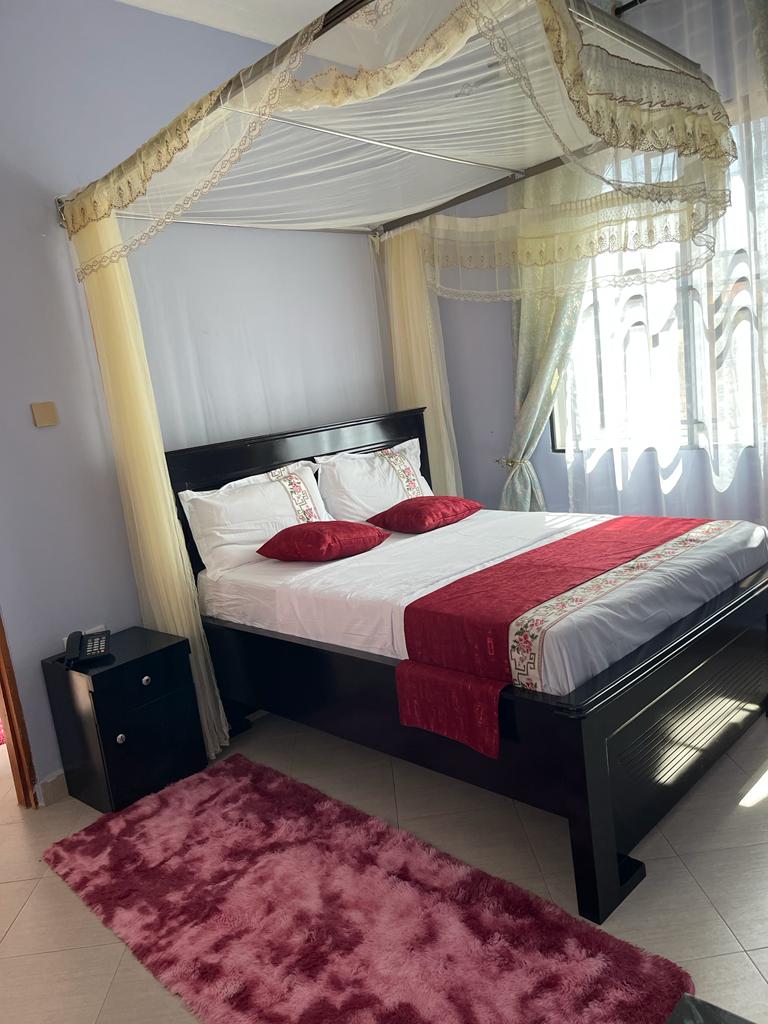 Comfortable rooms, practical amenities and secure accommodation in Babati, Manyara.